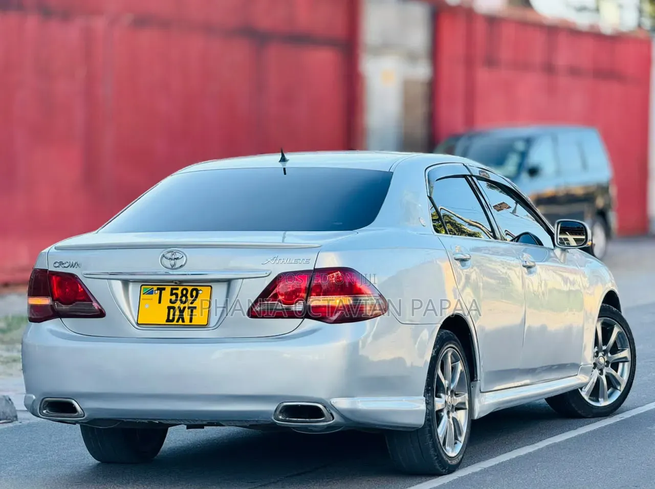 Toyota Crown 2009 Silver