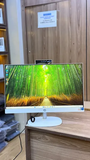 HP ProOne 240 G10 All-in-One 8GB Intel Core i5 SSHD (Hybrid) 512GB