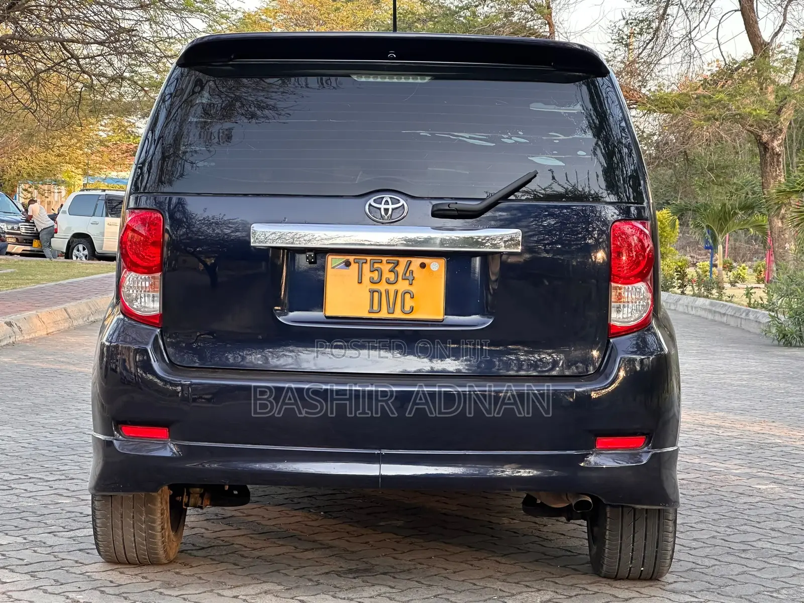Toyota Corolla Rumion Hatchback 1.5 FWD 2009 Blue
