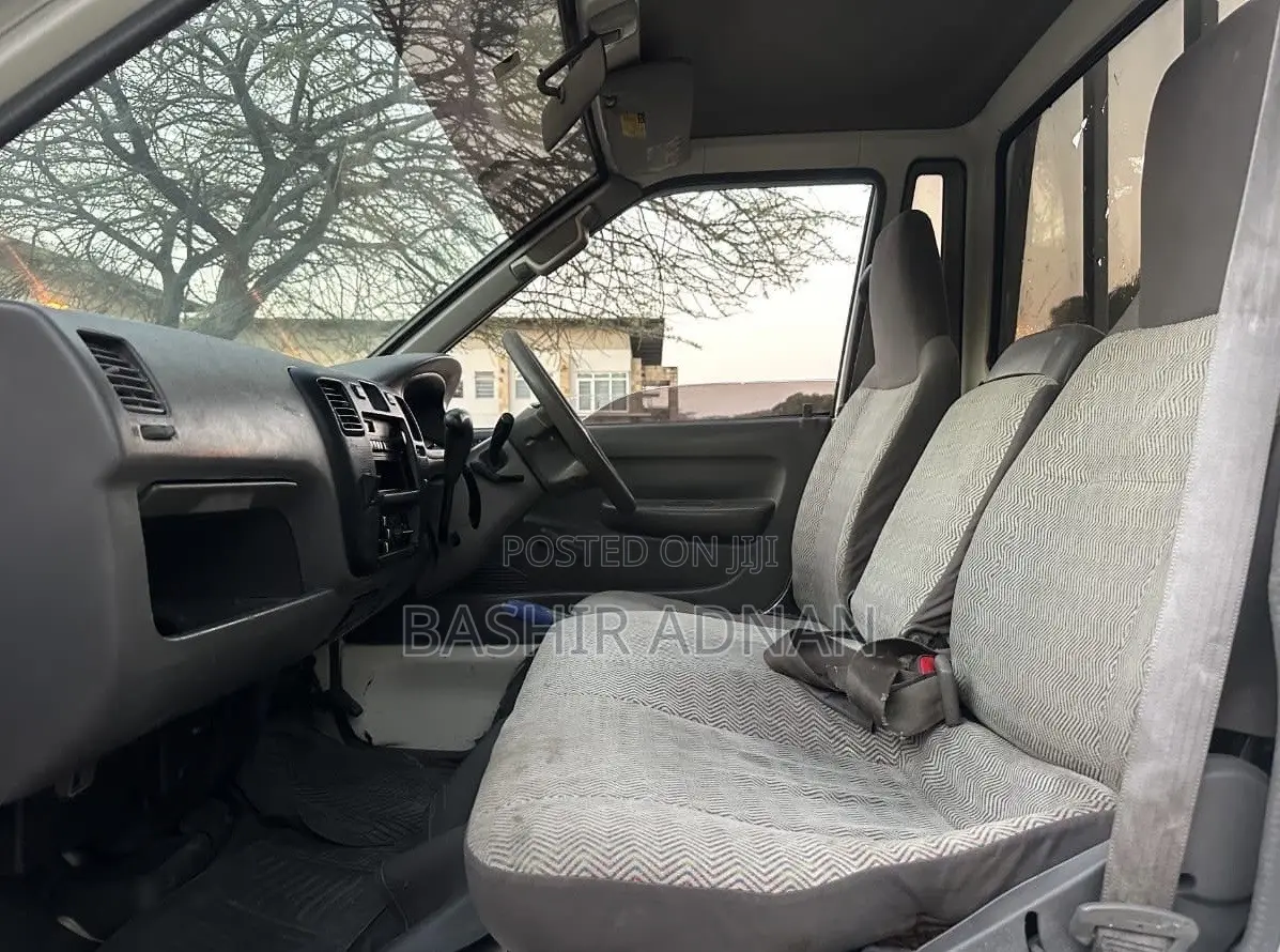 TOYOTA TOWNACE WITH 750kg Use on Sale.