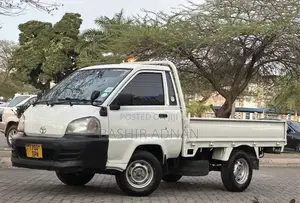 TOYOTA TOWNACE WITH 750kg Use on Sale.