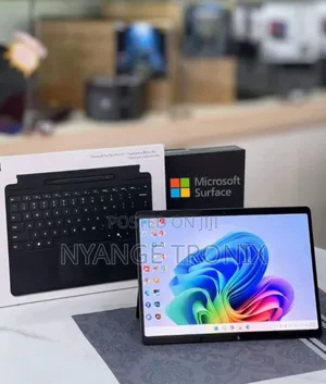 New Microsoft Surface Pro 16GB Qualcomm Snapdragon X Plus SSD 512GB