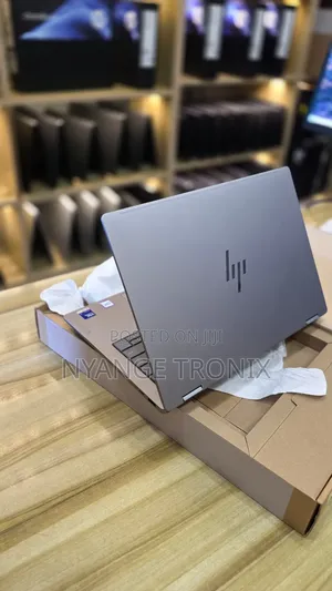 New Laptop HP OmniBook X Flip 14" 16GB Intel Core Ultra 7 SSD 1T