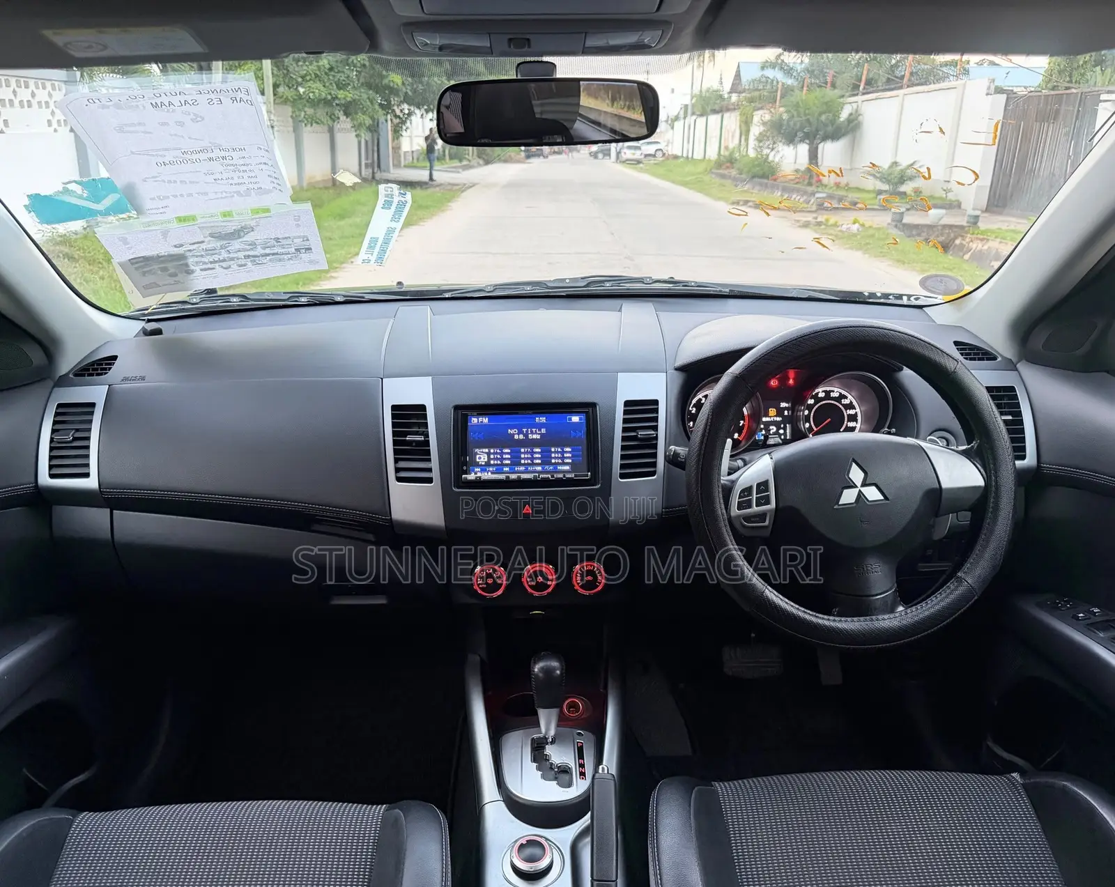 Mitsubishi Outlander 2010 Black