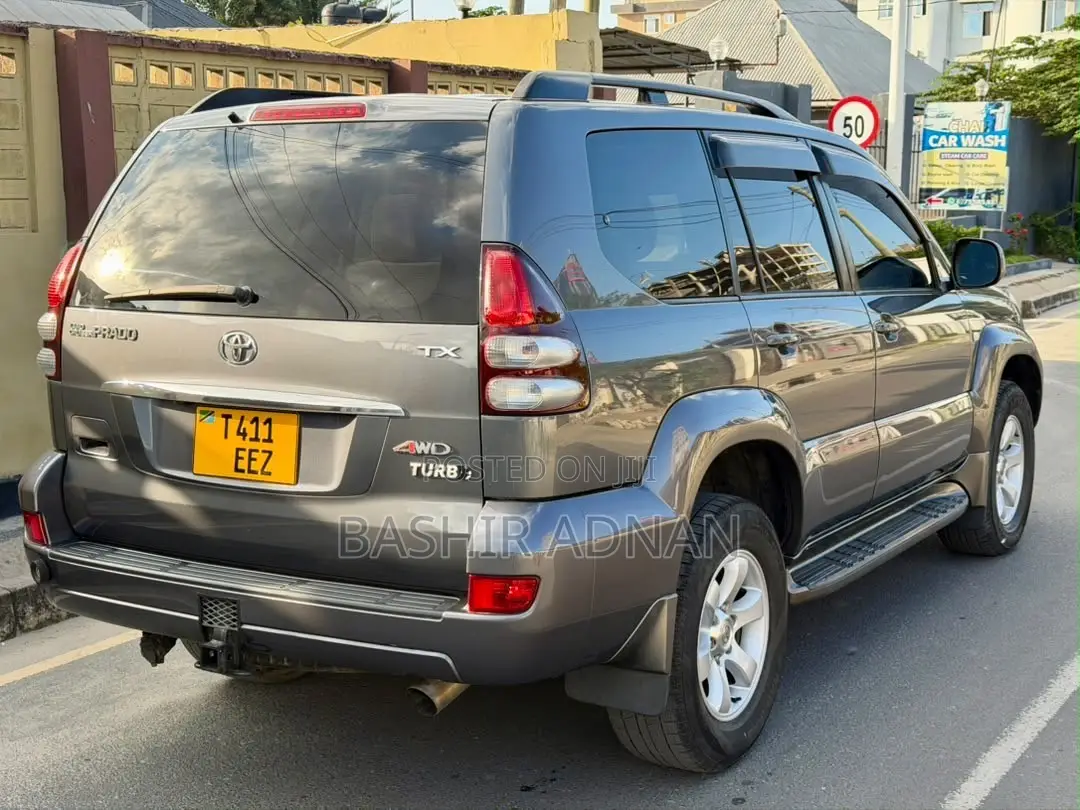 Toyota Land Cruiser Prado 3.0 D-4D 3dr 2006 Gray