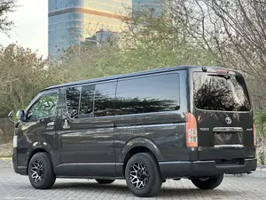 Toyota HiAce 2005 Grey