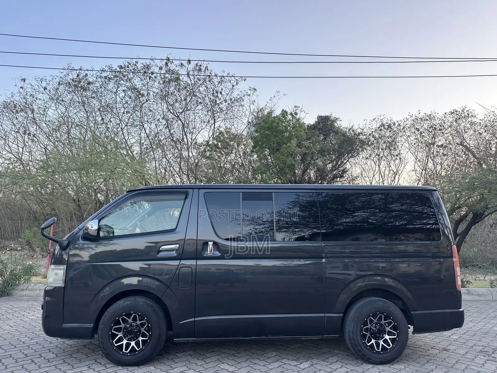 Toyota HiAce 2005 Grey
