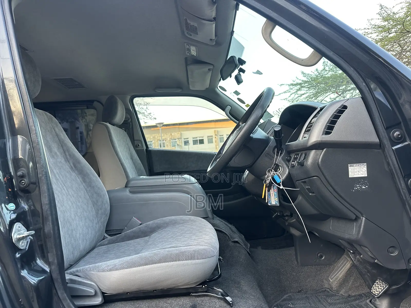 Toyota HiAce 2005 Grey