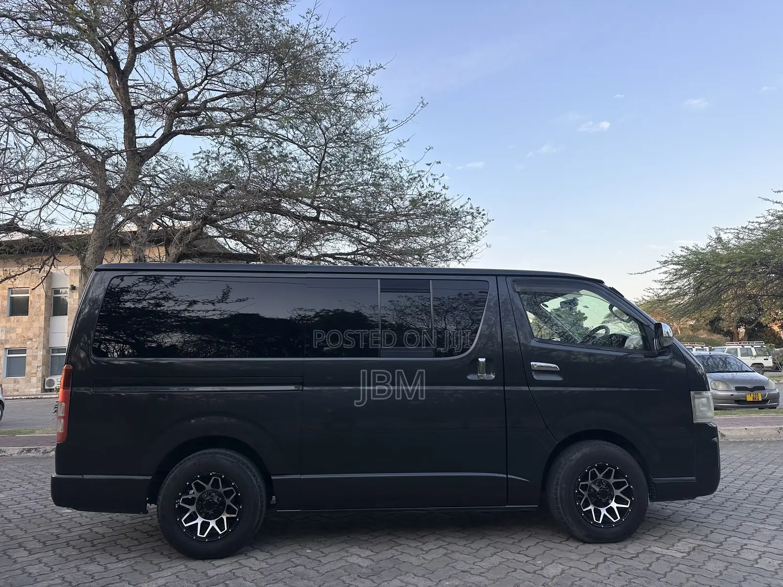Toyota HiAce 2005 Grey