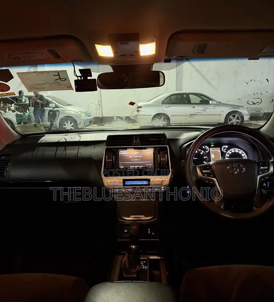 Toyota Land Cruiser Prado 2021 Black