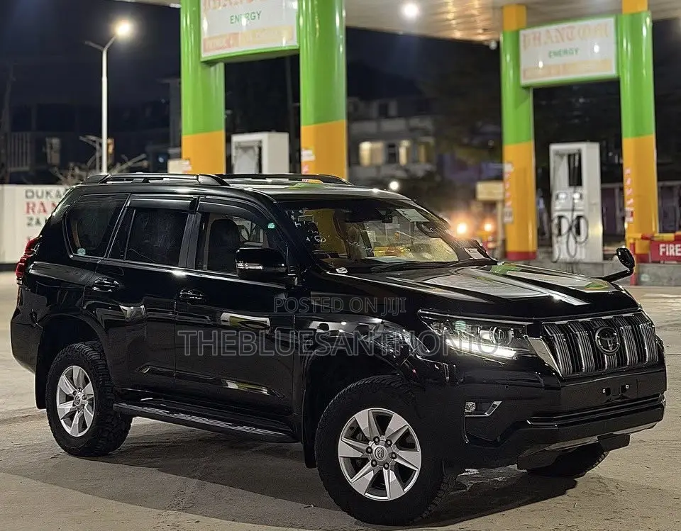 Toyota Land Cruiser Prado 2021 Black
