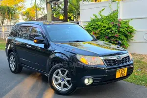 Subaru Forester 2011 Black