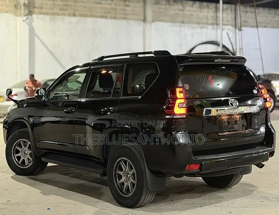 Toyota Land Cruiser Prado 2020 Black