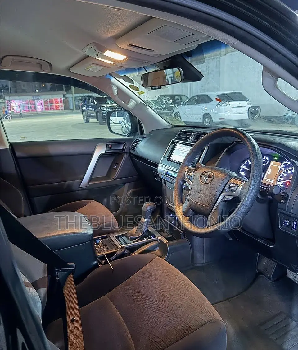 Toyota Land Cruiser Prado 2020 Black