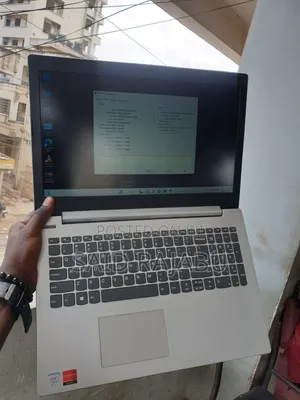 Laptop Lenovo 300e 16GB Intel Core i5 SSD 256GB