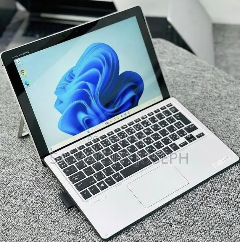 Laptop HP Elite X2 1012 G2 8GB Intel Core i5 SSD 256GB