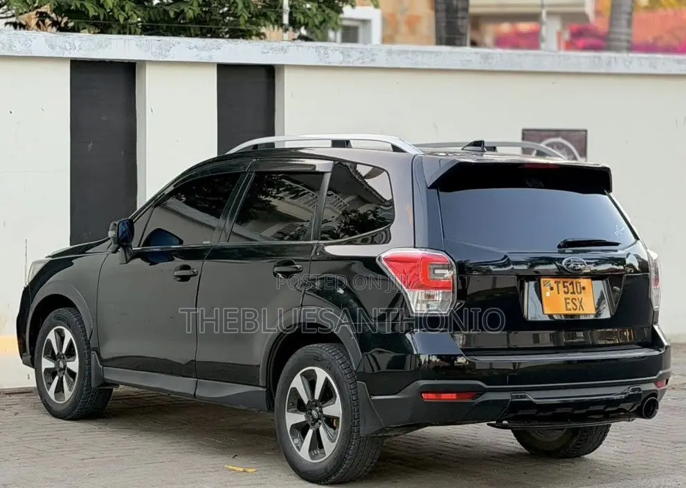 Subaru Forester 2017 Black