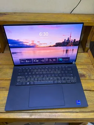 Laptop Dell Precision 5570 32GB Intel Core i9 SSHD+SSD 512GB