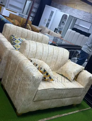 Sofa Watu Wawili