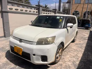 Toyota Corolla Rumion 2008 White