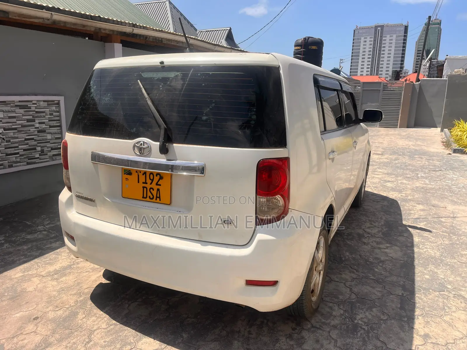 Toyota Corolla Rumion 2008 White