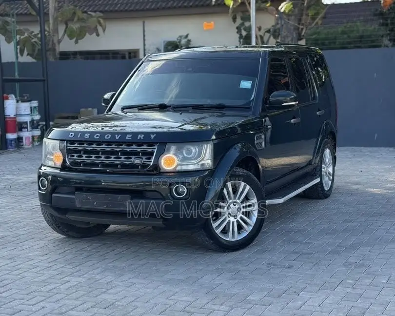 Land Rover Discovery 2015 Green