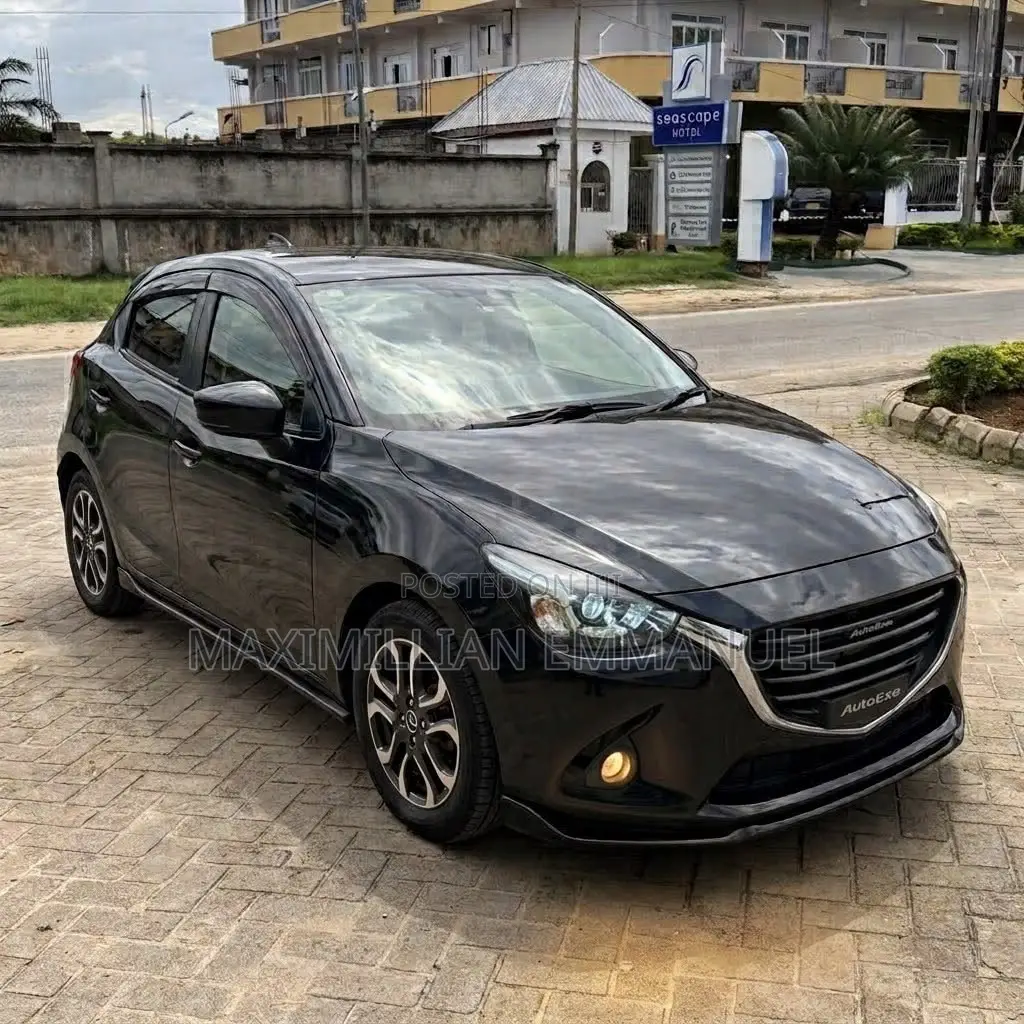 Mazda Demio 2015 Black