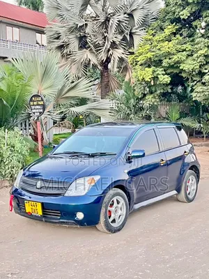 Toyota IST 2006 Blue