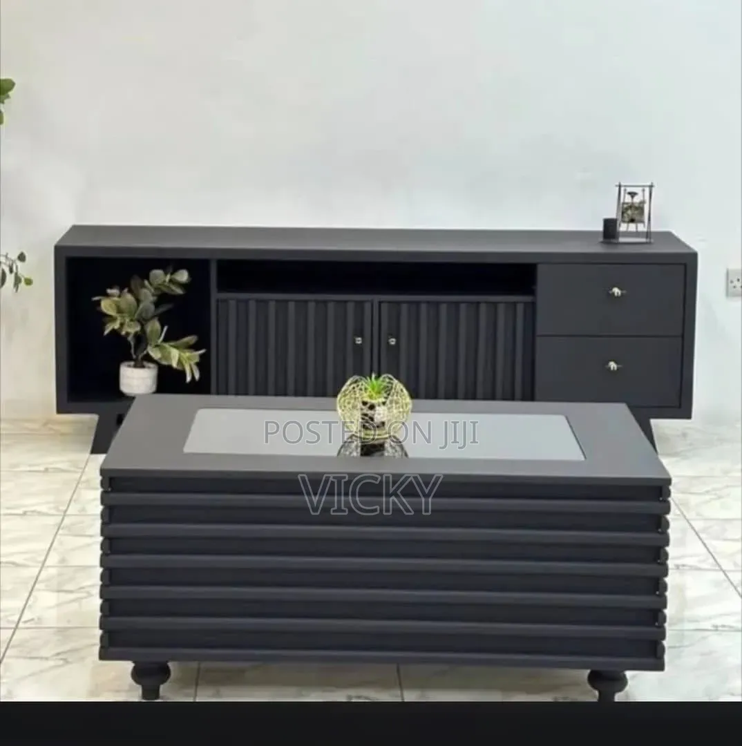 Coffee Table and Showcase Kwa Tu