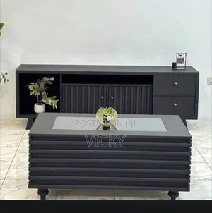 Coffee Table and Showcase Kwa Tu