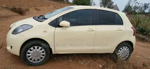 Toyota Vitz 2006 Silver