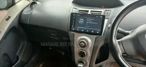 Toyota Vitz 2006 Silver