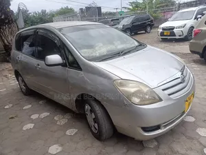 Toyota Corolla Spacio 2004 Silver