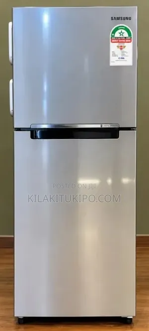 The Samsung 208L Top Mount Freezer RT26HAR2DSA Is a 208-Litre