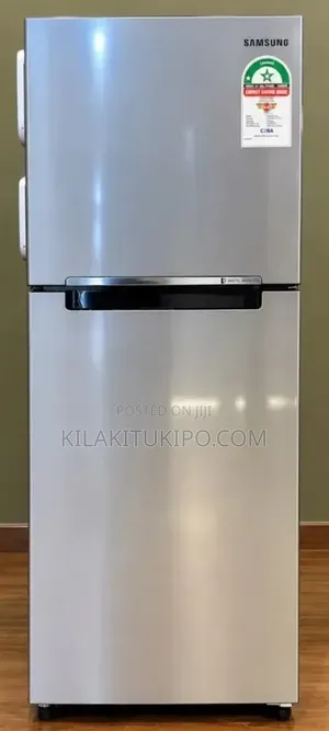 The Samsung 208L Top Mount Freezer RT26HAR2DSA Is a 208-Litre