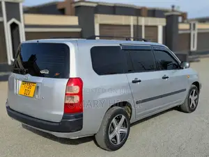 Toyota Succeed 2005 Silver