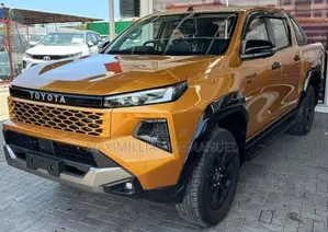 New Toyota Hilux 2026 Orange