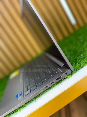 Laptop HP ZBook Firefly G8 16GB Intel Core i7 SSD 512GB