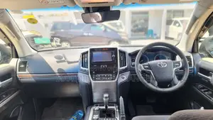 Toyota Land Cruiser 2016 Black