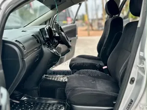 Toyota Wish 2006 Silver