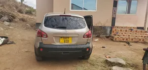 Nissan Dualis 2010 Gray