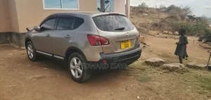 Nissan Dualis 2010 Gray