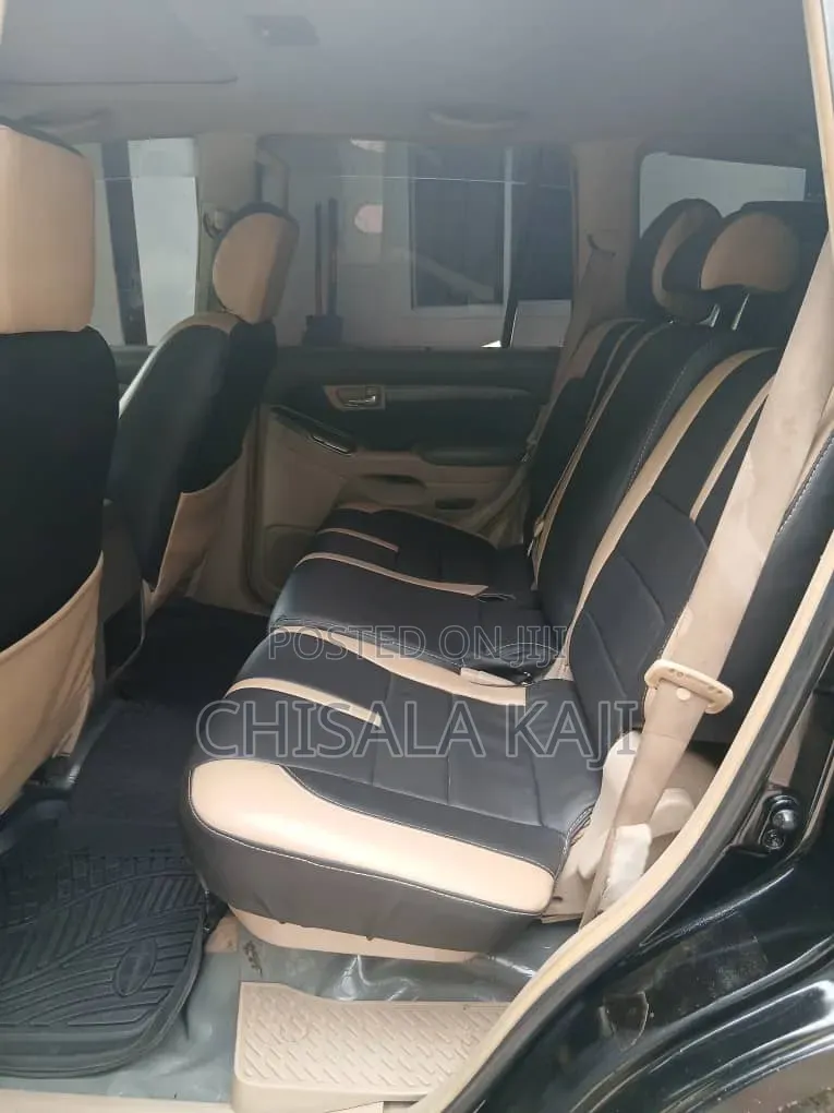 Toyota Land Cruiser Prado 2007 Black