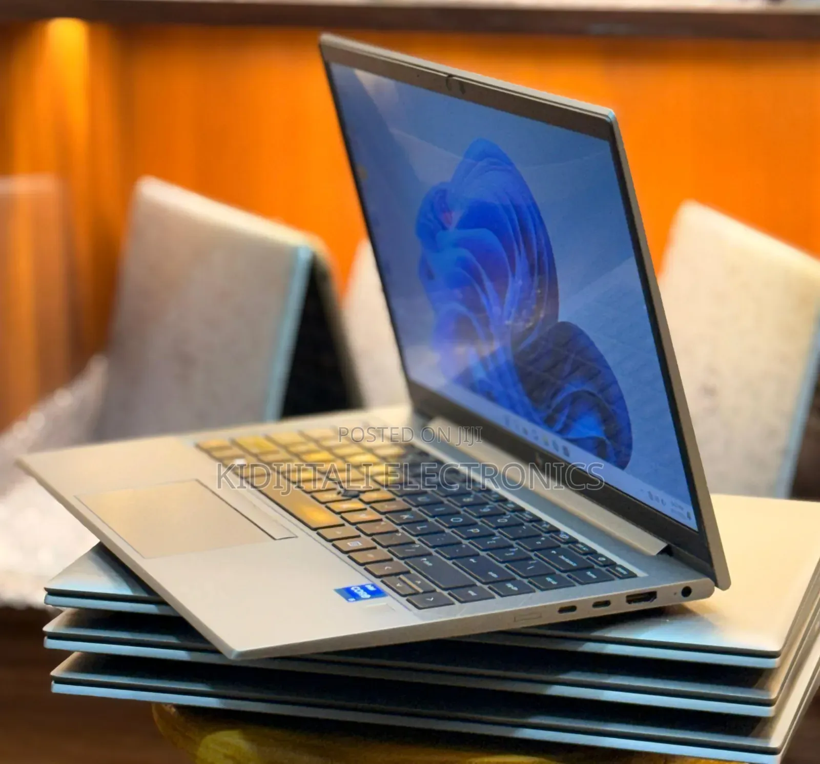 Laptop HP ZBook Firefly 14 G7 16GB Intel Core i7 SSD 256GB