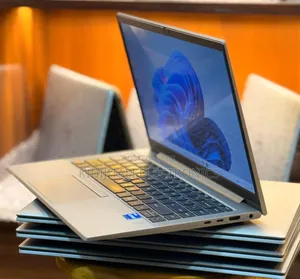 Laptop HP ZBook Firefly 14 G7 16GB Intel Core i7 SSD 256GB
