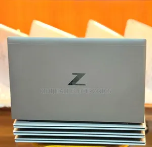 Laptop HP ZBook Firefly 14 G7 16GB Intel Core i7 SSD 256GB