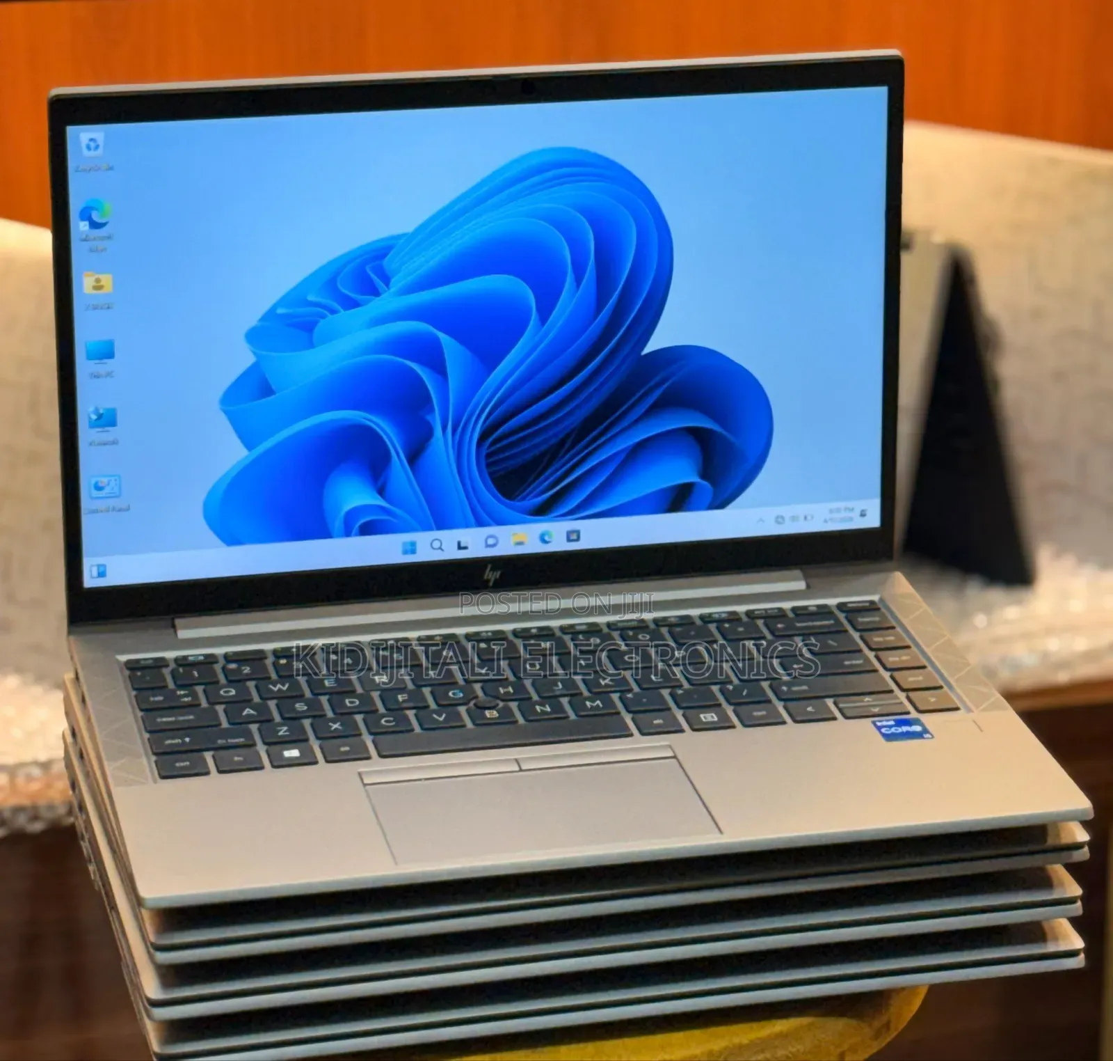Laptop HP ZBook Firefly 14 G7 16GB Intel Core i7 SSD 256GB