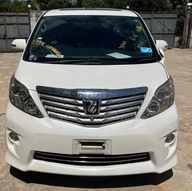 Toyota Alphard 2011 White