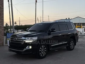 Toyota Land Cruiser 2016 Black