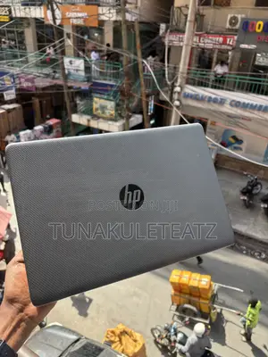 Laptop HP 250 G8 8GB Intel Core i7 SSD 1T